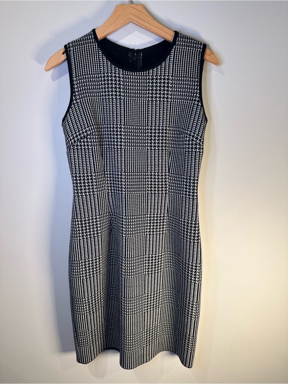 Luisa Spagnoli Virgin Wool Glen Plaid Knit Dress Black Cream Estimated XS